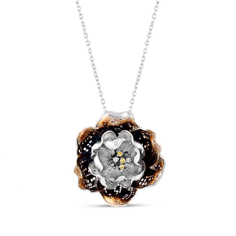 Gallica Yellow-White Seeded Rose Model Dark Colored Silver Necklace
