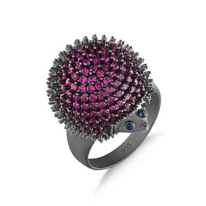 Hedgehog Fuchsia Designed Grinded Silver Ring
