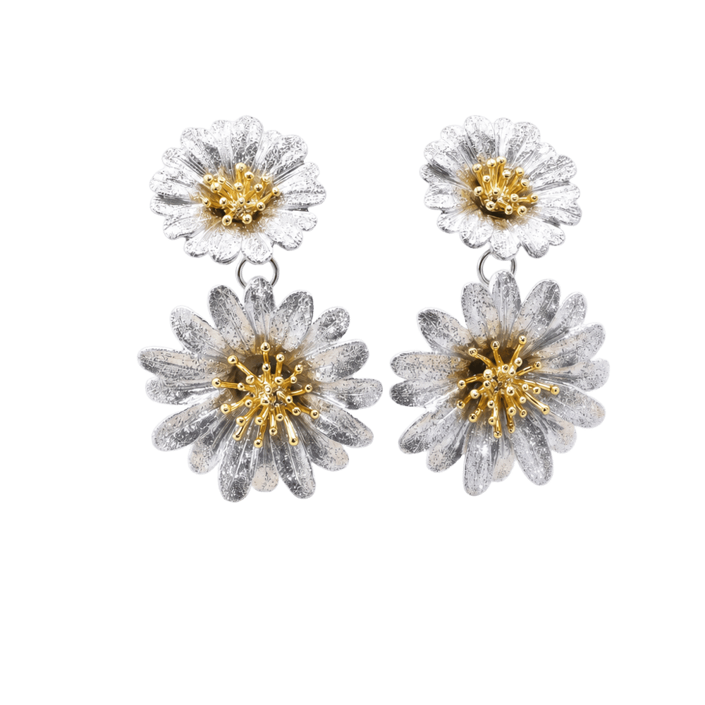 Flowers Koleksiyonu Çift Çiçek Formlu Altın Detaylı Gümüş Küpe