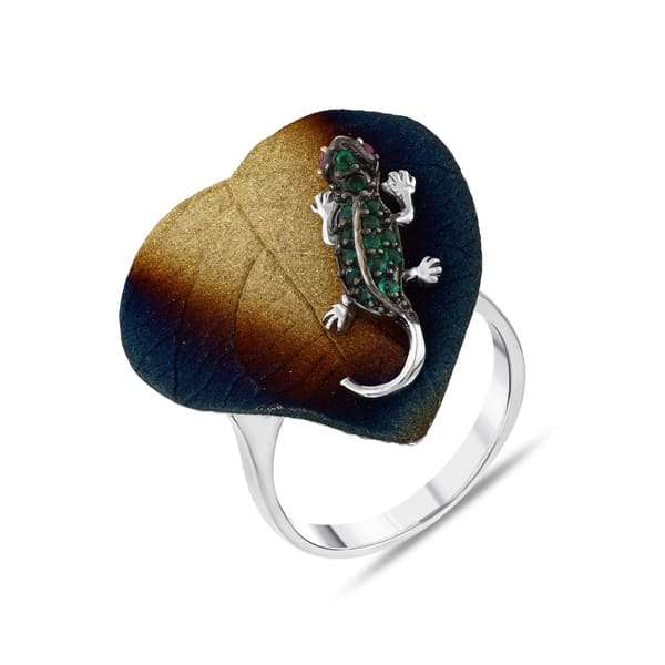 Global Warming Burned Enamel Green Stone Lizard Figure Heart Ring