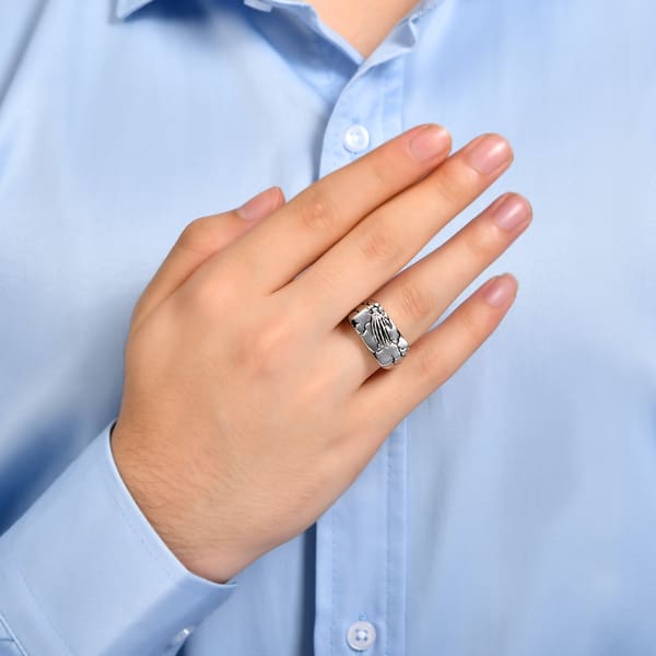 Bravoman Collection Skeleton Figure Ring
